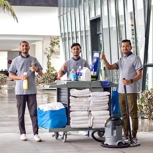 Tropicana 218 X Airlevate , George Town Malasia